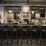 The Westbury 5*