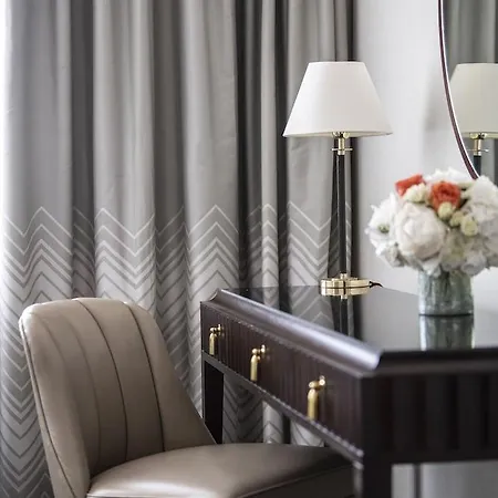 Hotel The Westbury 5*